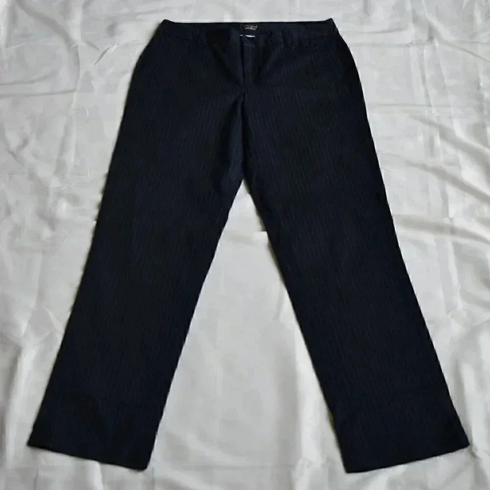 EDDIE BAUER Mercer Fit Pinstripe Office Pants In Black White Size 8